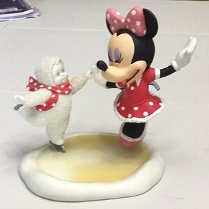 Snowbabies Minnie and me skating department 56